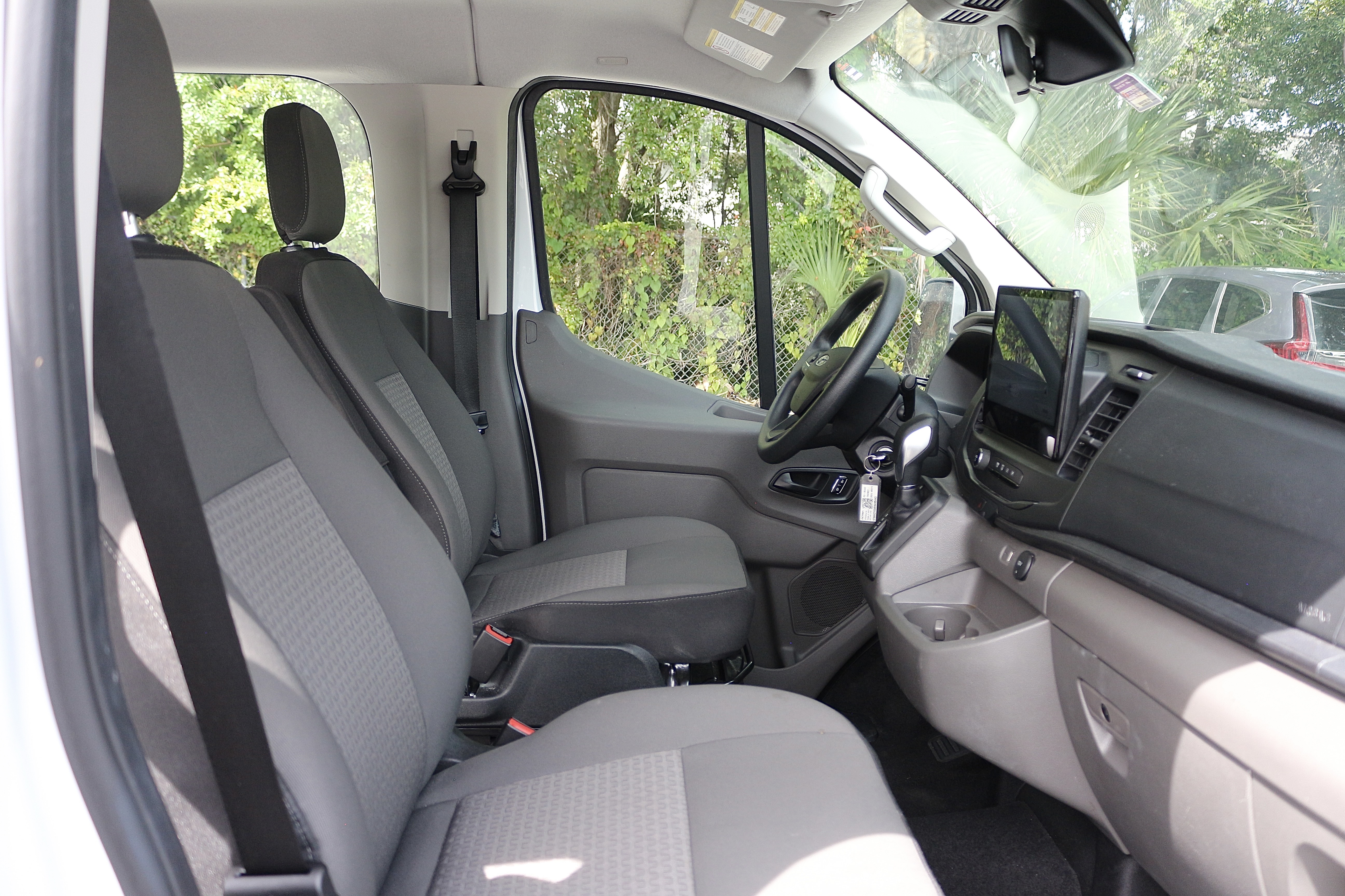 2023 FORD TRANSIT photo 3