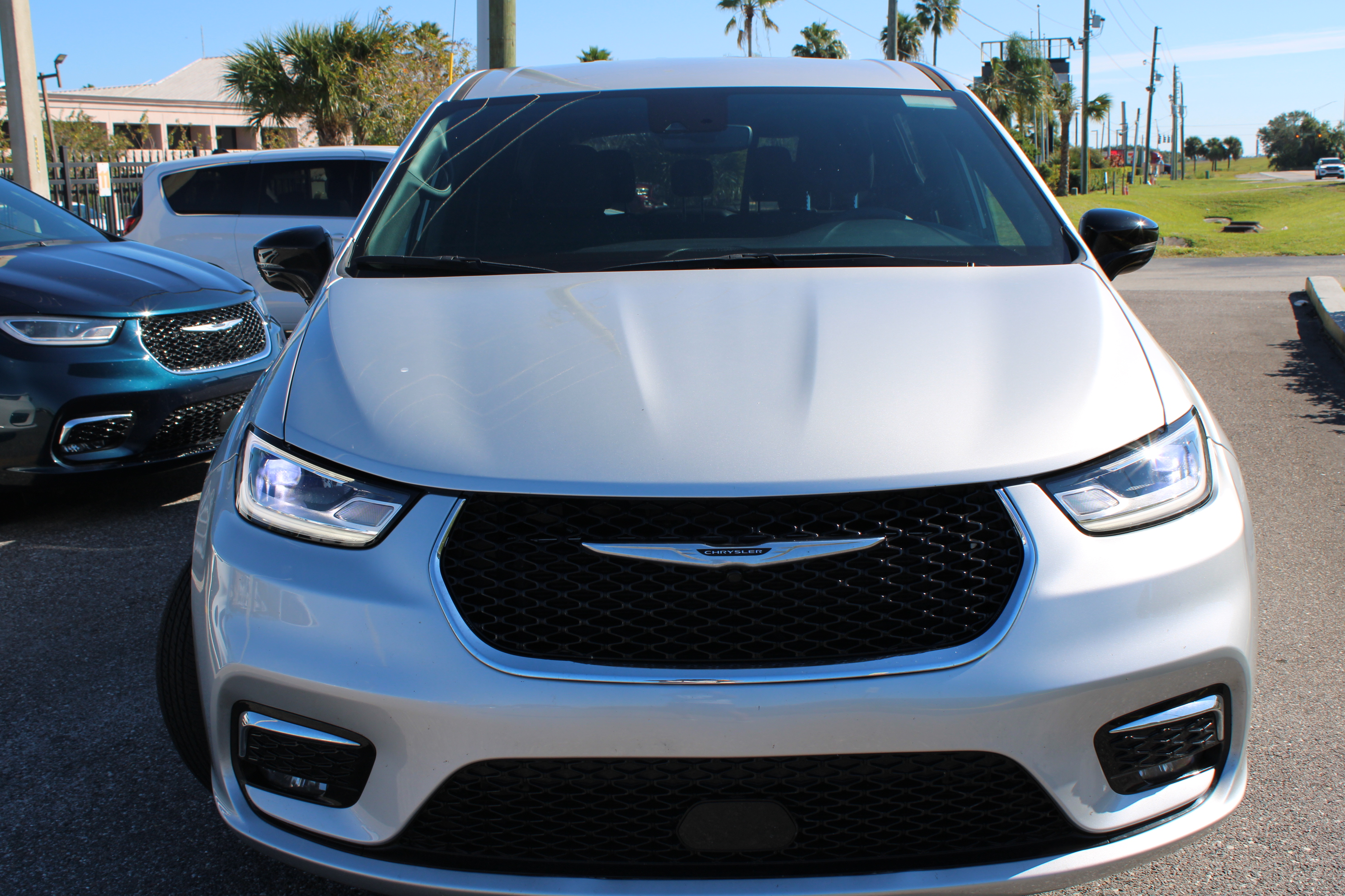 2024 CHRYSLER PACIFICA
