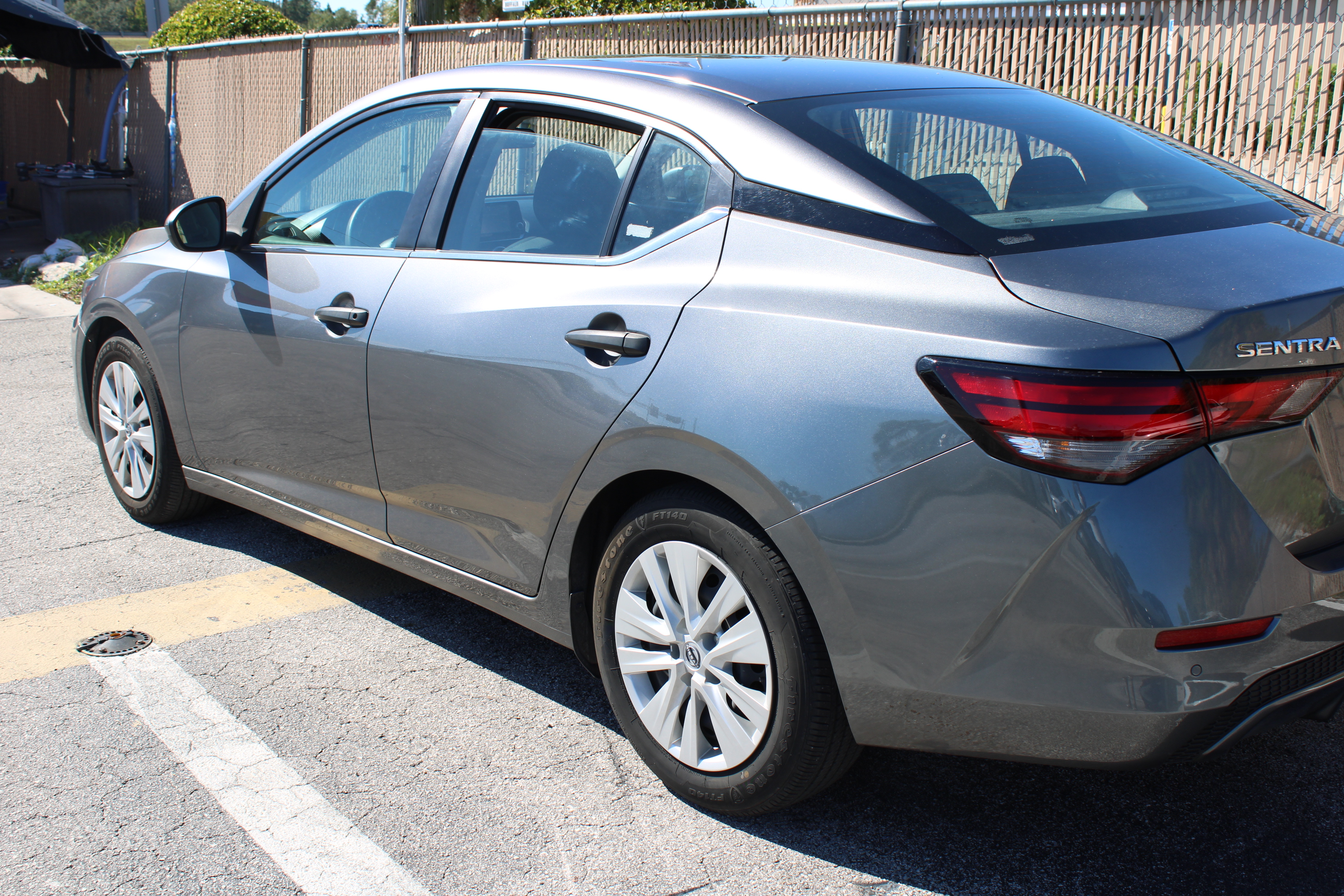 2024 NISSAN SENTRA photo 1