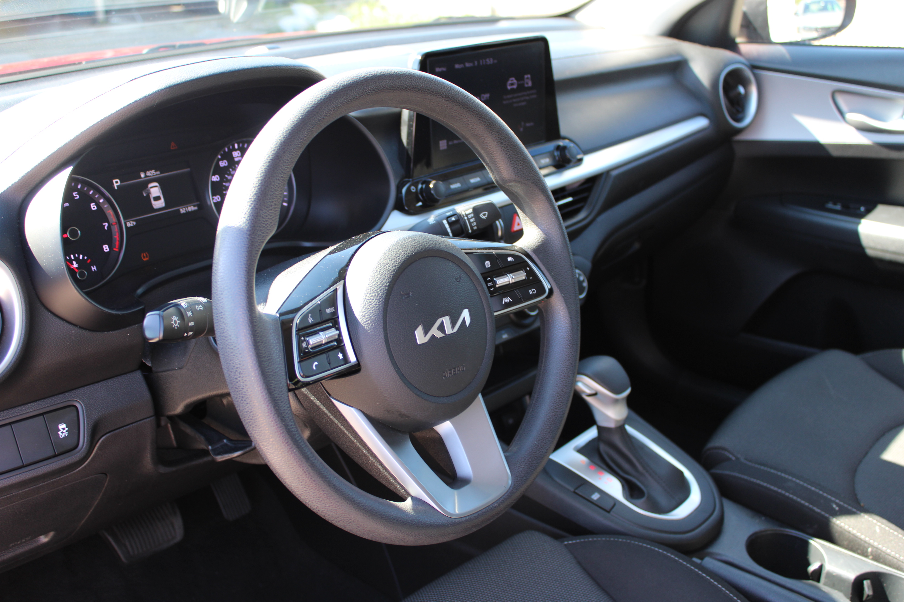 2024 KIA FORTE photo 1
