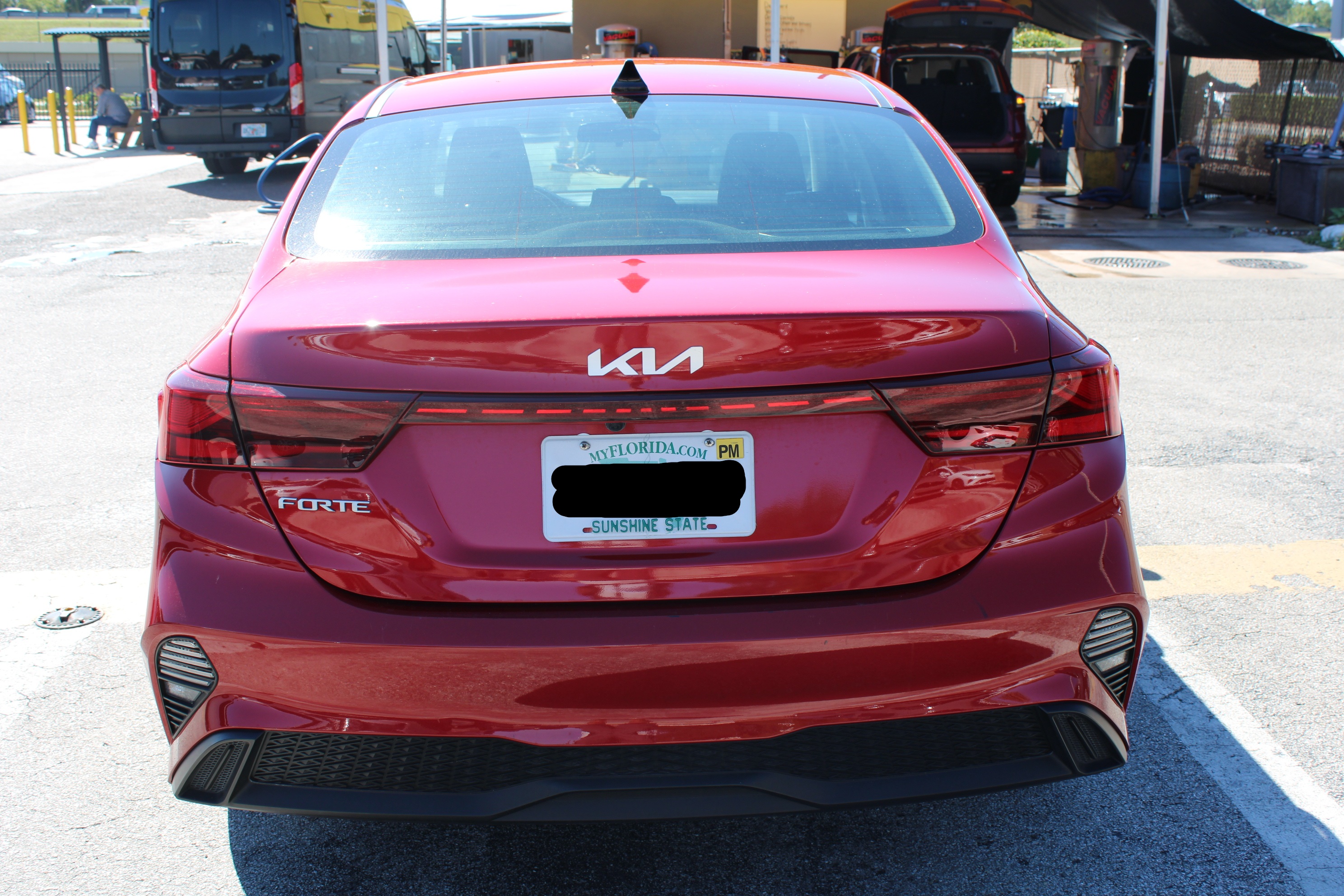 2024 KIA FORTE photo 4
